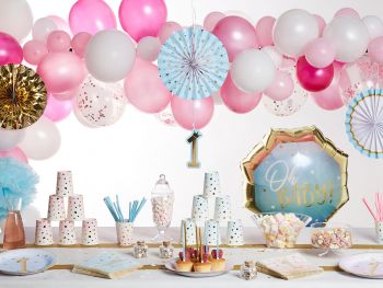 Décoration de fête d'anniversaire rose, bannière de joyeux anniversaire,  rideau à franges en or rose, nappe en aluminium, ballons confettis en  feuille d'étoile de cœur, confett de table de 10 g