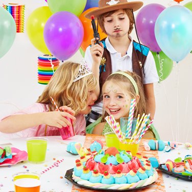 Zoé confetti : Venez découvrir tous les accessoires pour fêter un  anniversaire d'adultes ou d'enfants